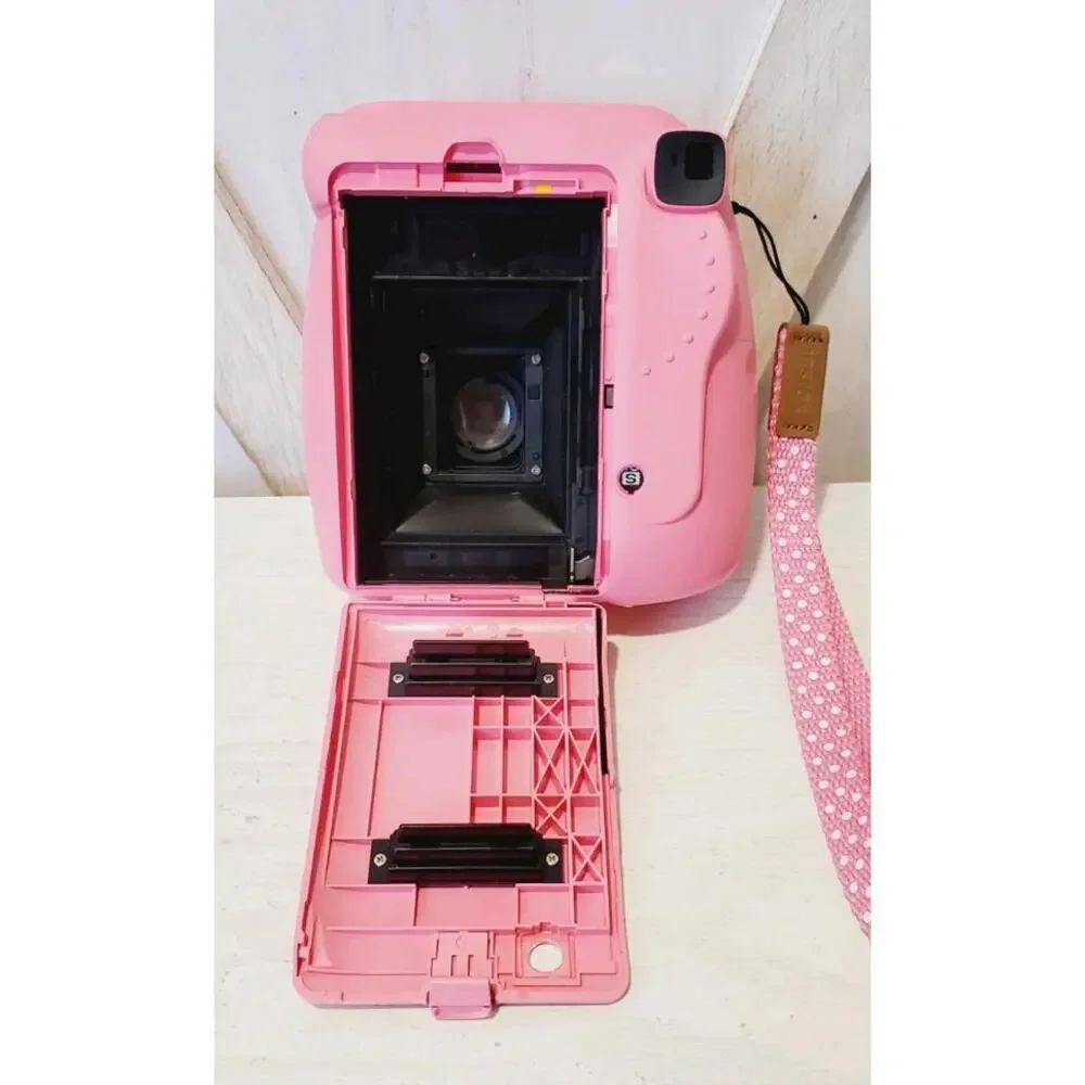 Fujifilm Instax Mini 9 Instant Film Pink Camera White Blue Llama Carrying Case